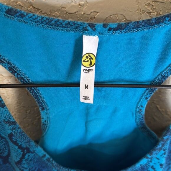 Zumba Fitness The Mission Vest and Break it Free Racer-back Tank Set - Picture 12 of 15